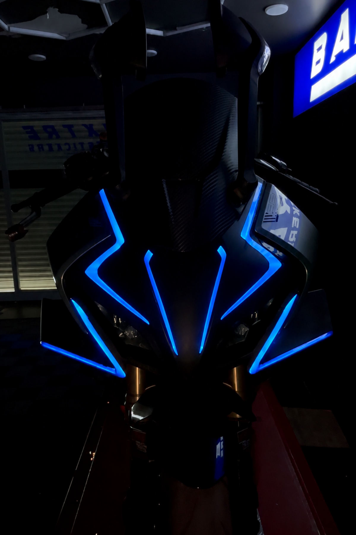 CFMOTO 450SR için Kafa Detay Sticker Seti Reflektörlü 8 Parça