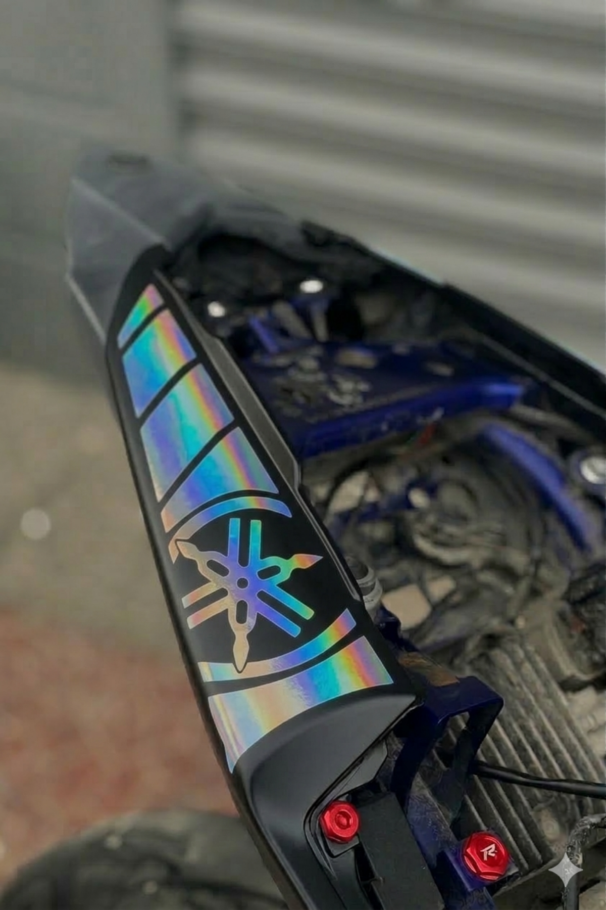 Yamaha R25 ve MT25 için Uyumlu Kuyruk Kısmı için Sağ ve Sol Sticker Seti
