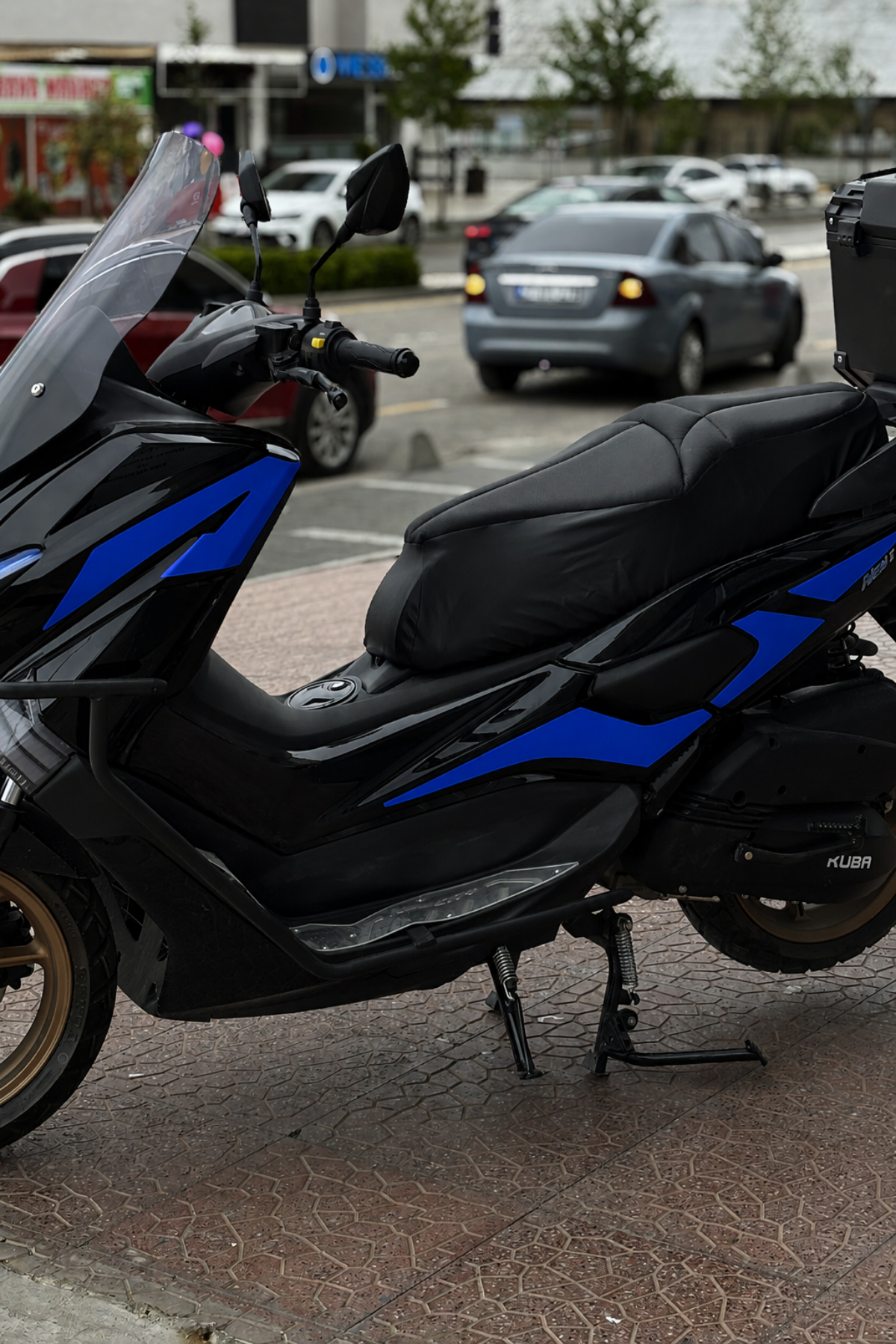 Kuba Newcity Scooter için Renkli Orijinal Sticker Seti (Sağ ve Sol)