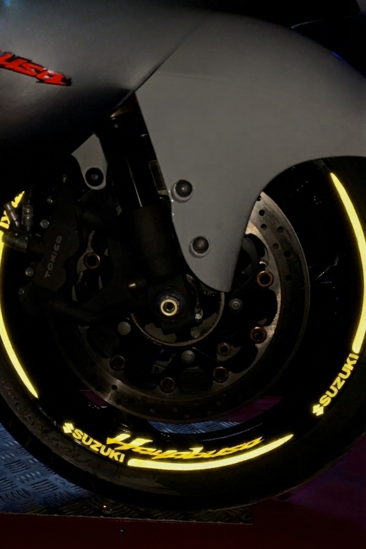 Suzuki Hayabusa Komple Reflektörlü Jant Şeridi Sticker Seti