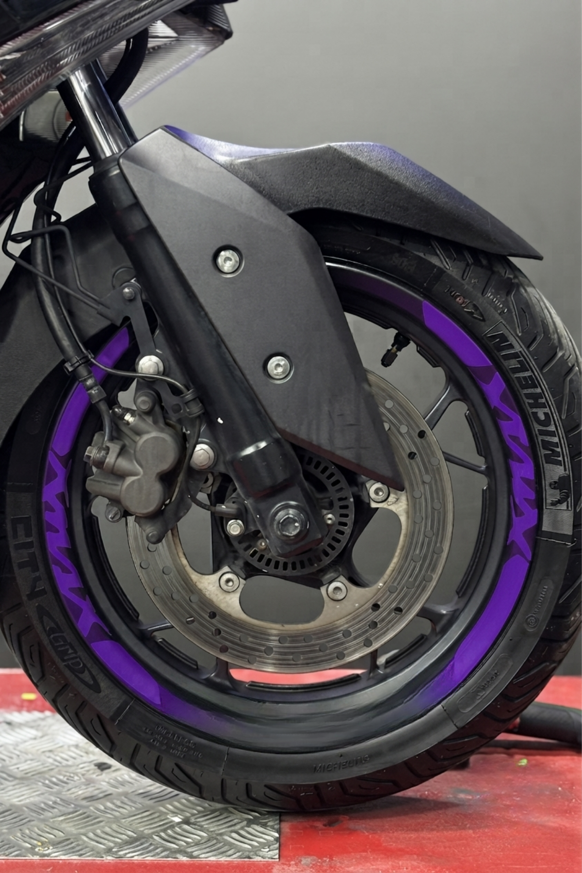 Xmax 8'li Jant Şeridi Sticker Seti