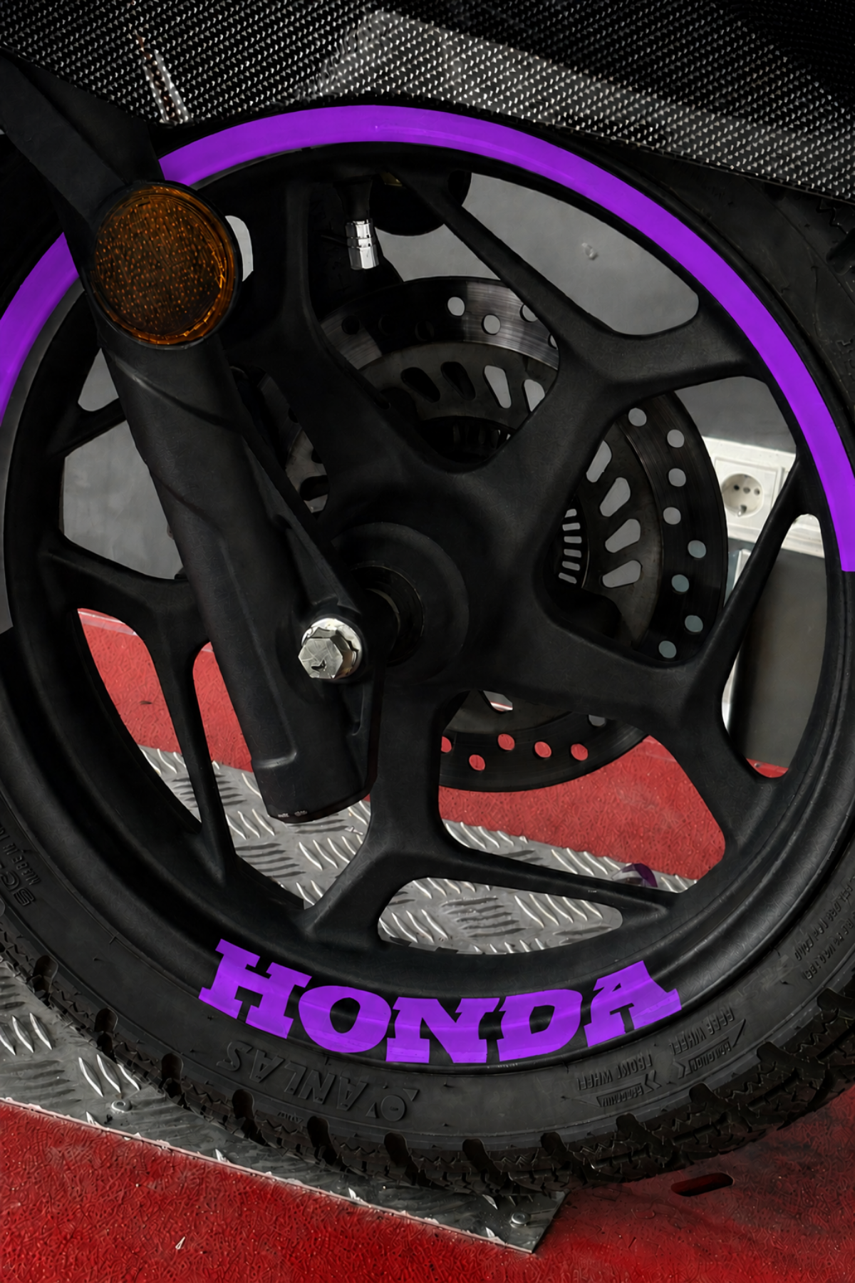Honda PCX için Yarım Jant Şeridi+Honda Yazıları (2 Janta da Yeter)