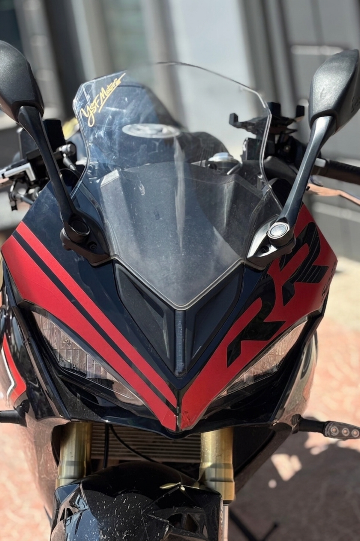 RKS QJMOTOR SRK400 için RR Kafa Detay Sticker Seti (3 Parça)