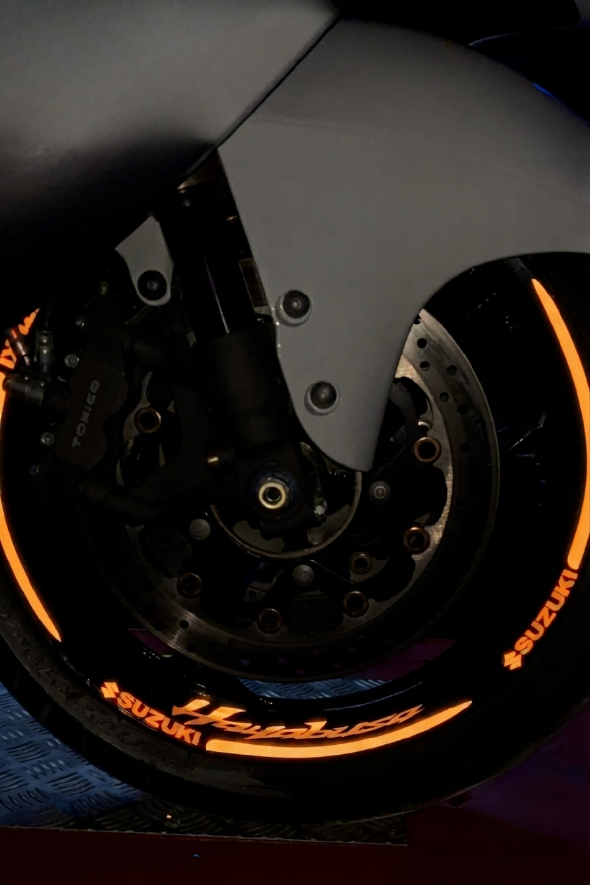 Suzuki Hayabusa Komple Reflektörlü Jant Şeridi Sticker Seti
