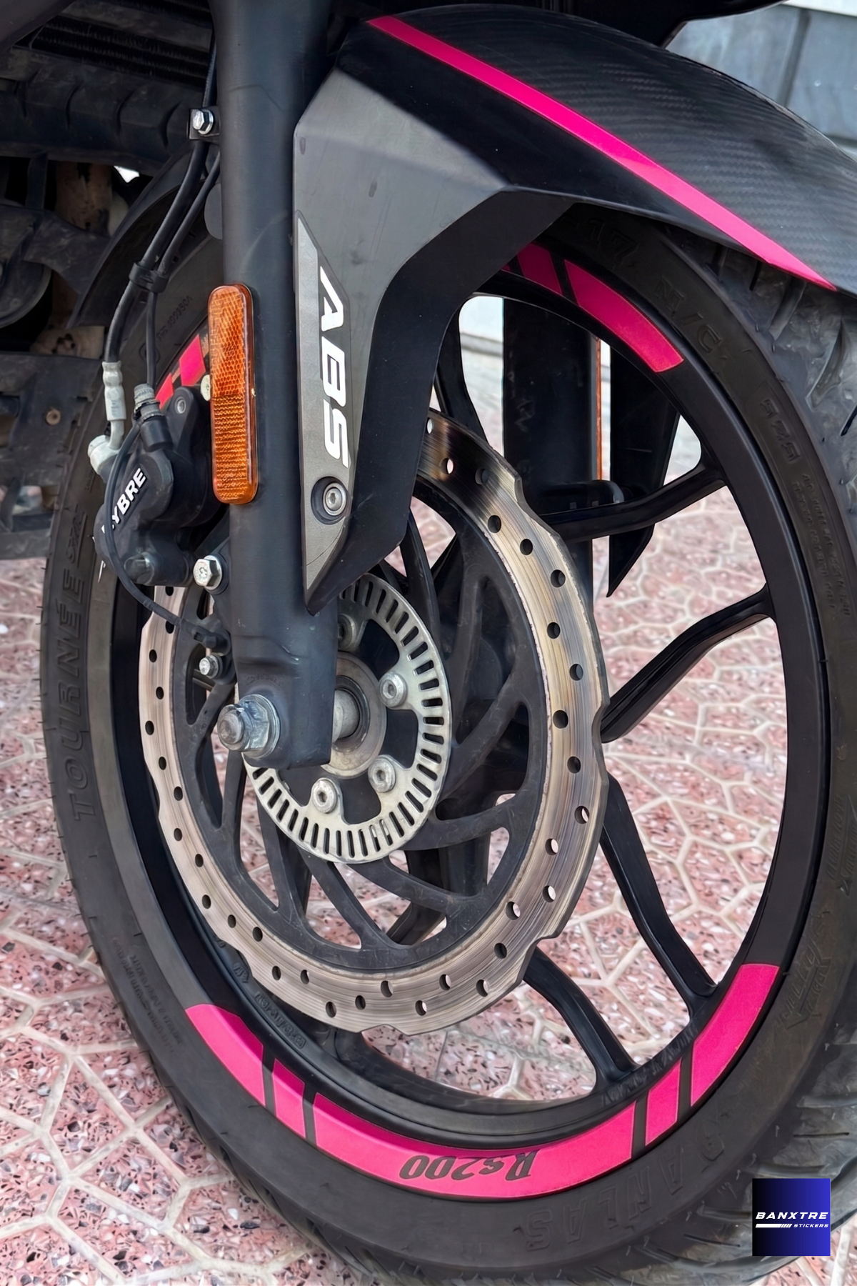 Bajaj Pulsar RS200 için 8 Parça Jant Şeridi Sticker Seti (Tüm Jantlara Yeterlidir)