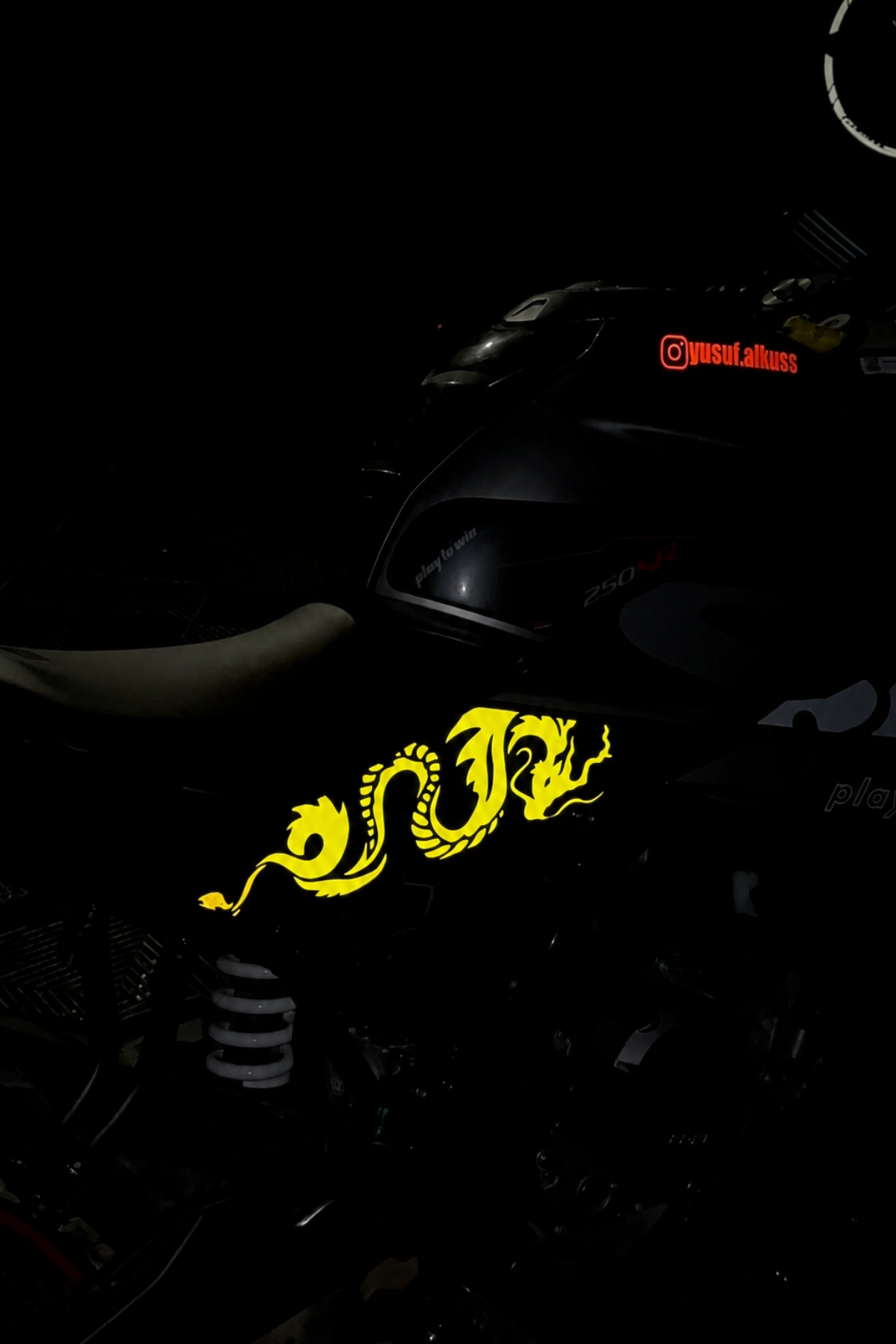 CFMOTO SR250 Reflektör Tam Uyumlu Ejder Motif Sticker (Sağ ve Sol)