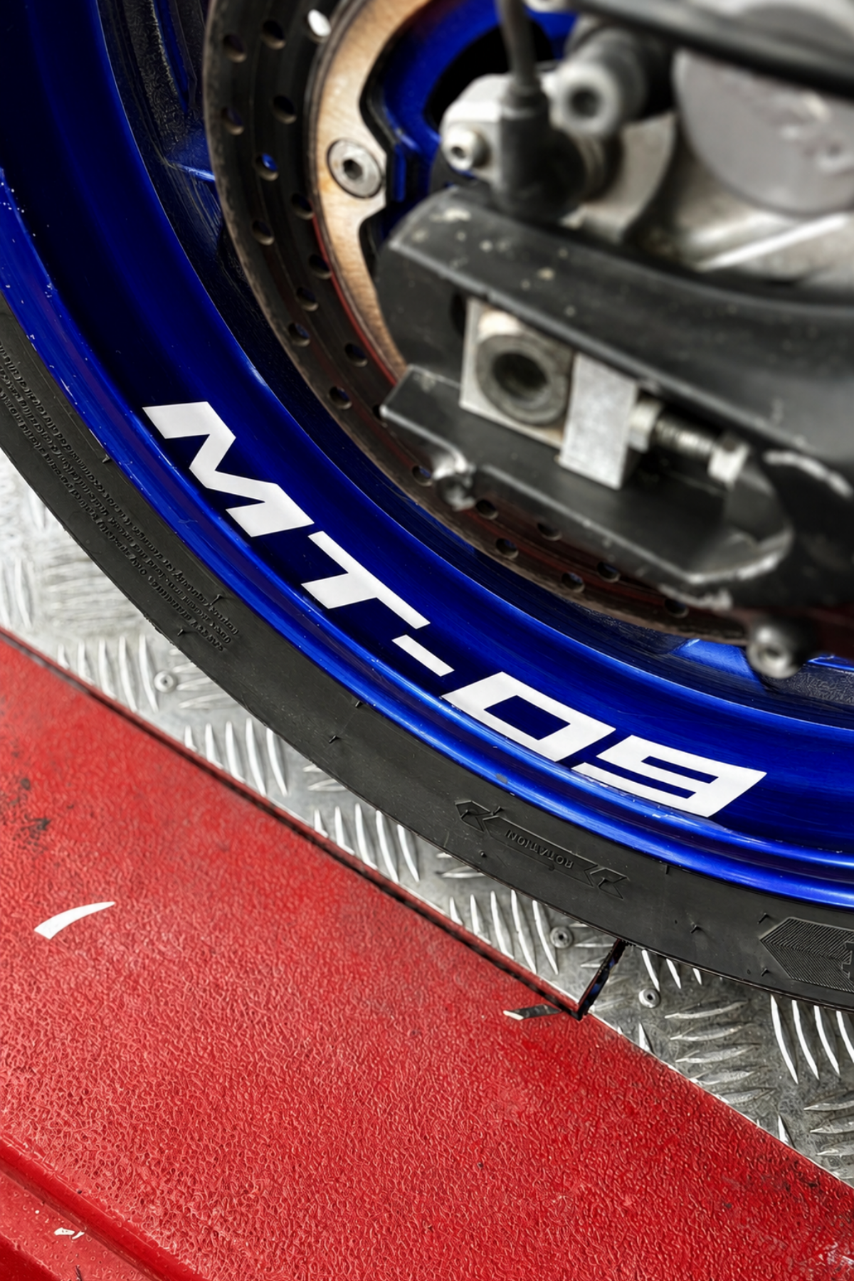Yamaha MT-09 için Jant için Yazı Sticker Seti (4 Adet)