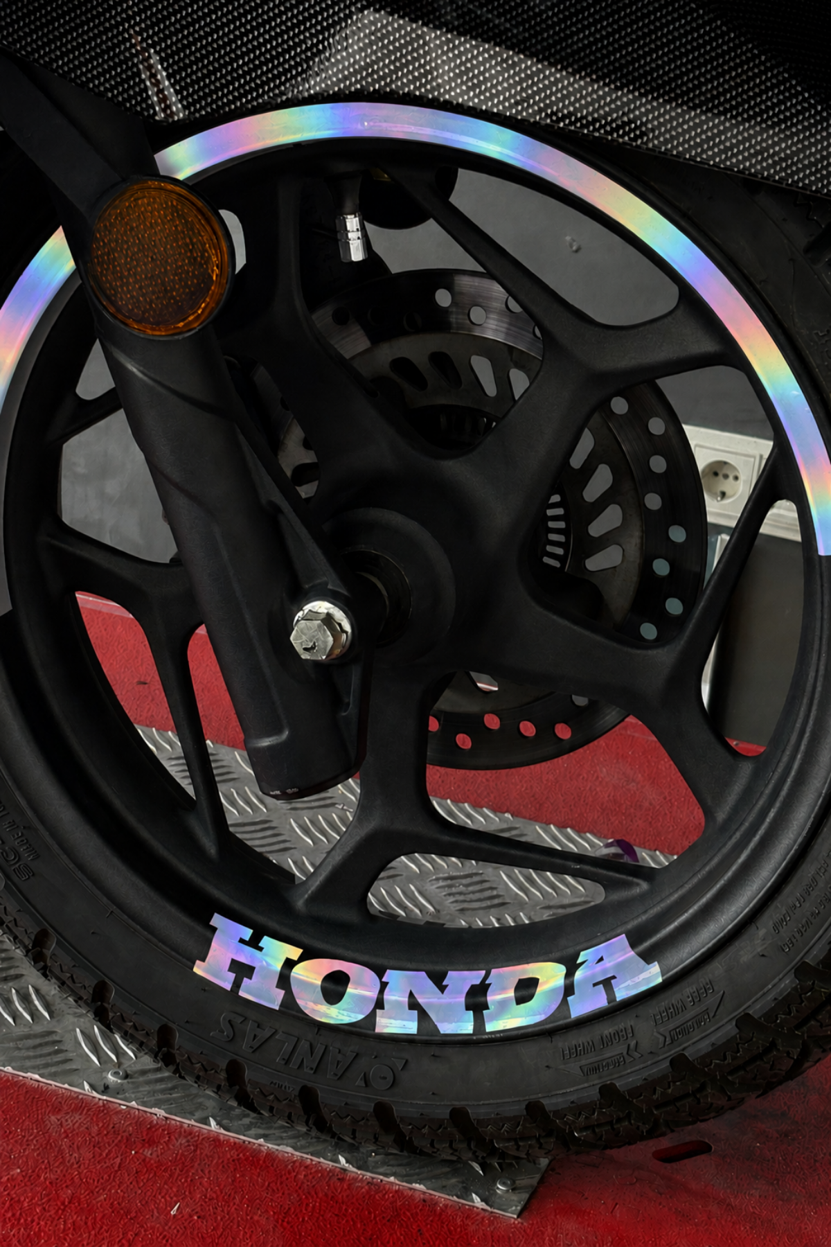 Honda PCX için Yarım Jant Şeridi+Honda Yazıları (2 Janta da Yeter)