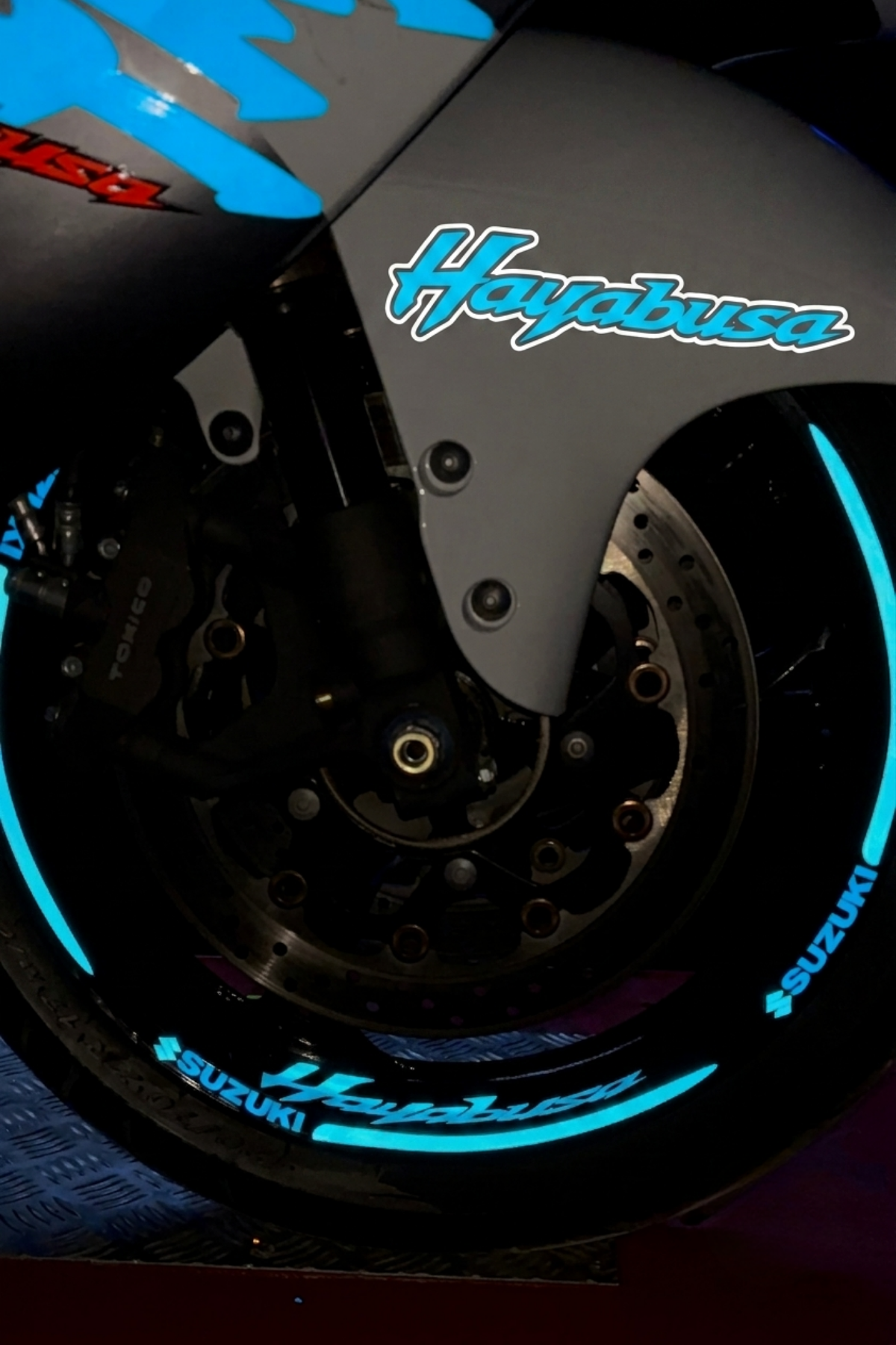 Suzuki Hayabusa Komple Reflektörlü Jant Şeridi Sticker Seti