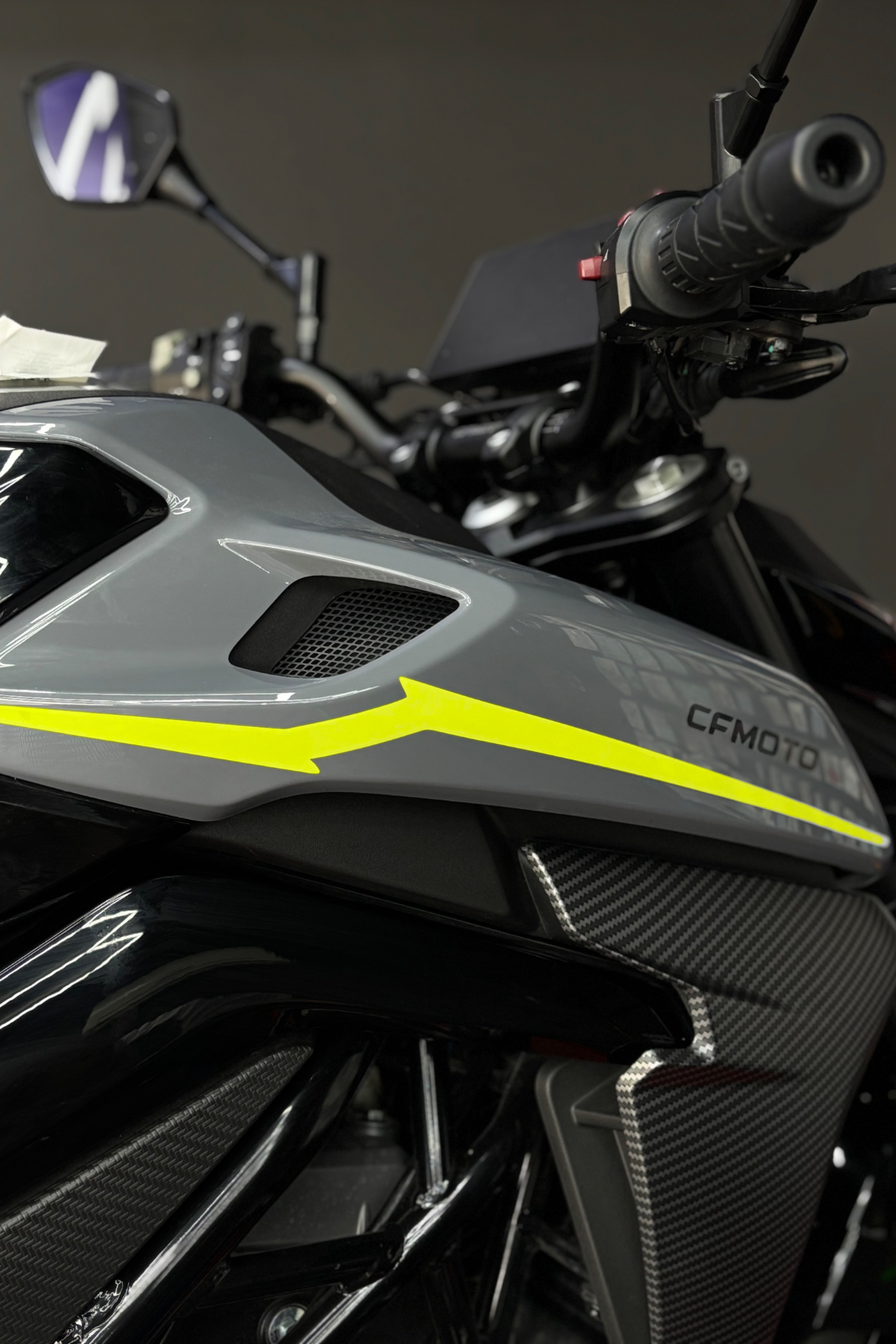 CFMOTO NK250 için Yan Orijinal Çizgi Sticker Etiketler (Orijinal Sökülmeden Kapatır)