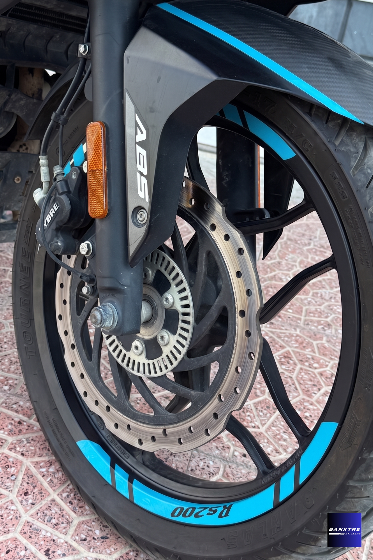 Bajaj Pulsar RS200 için 8 Parça Jant Şeridi Sticker Seti (Tüm Jantlara Yeterlidir)