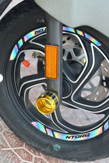 TVS Ntorq için Hologramlı Jant Şeridi Sticker Seti (8 Parça)