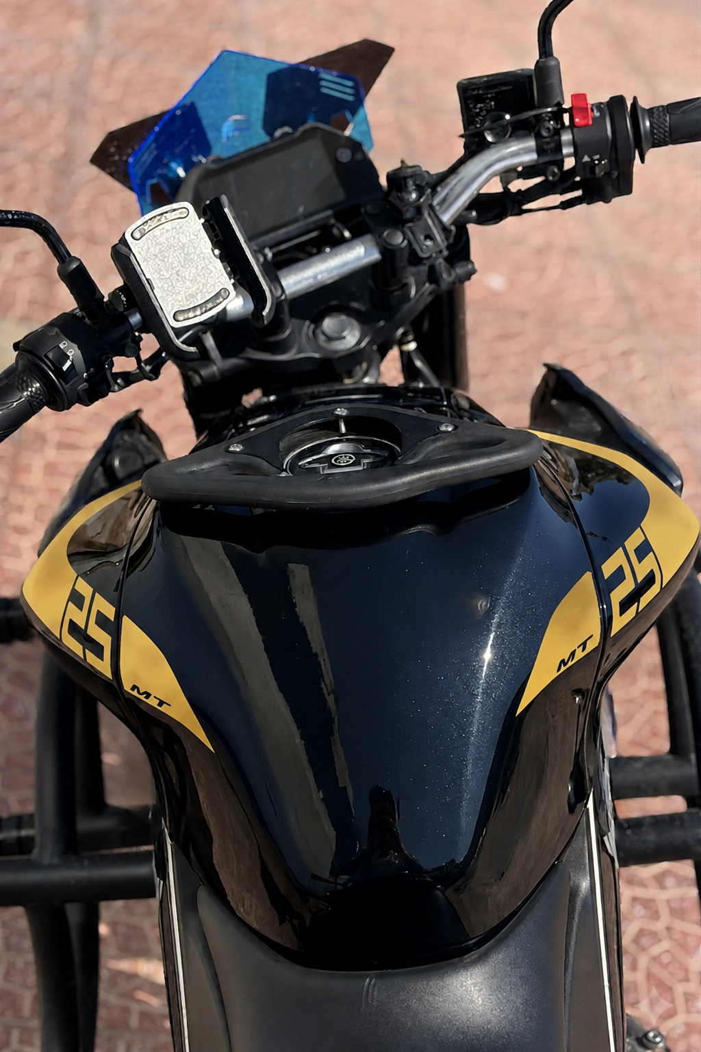 Yamaha MT-25 için Mat Gold Depo Kordon Sticker (Sağ ve Sol)