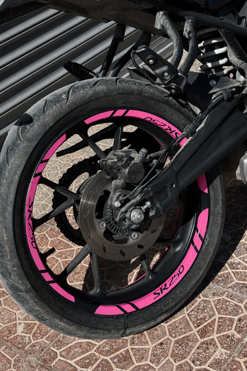 CFMOTO 250SR için Pembe Renk Jant Şeridi Sticker Seti (12 Parça)