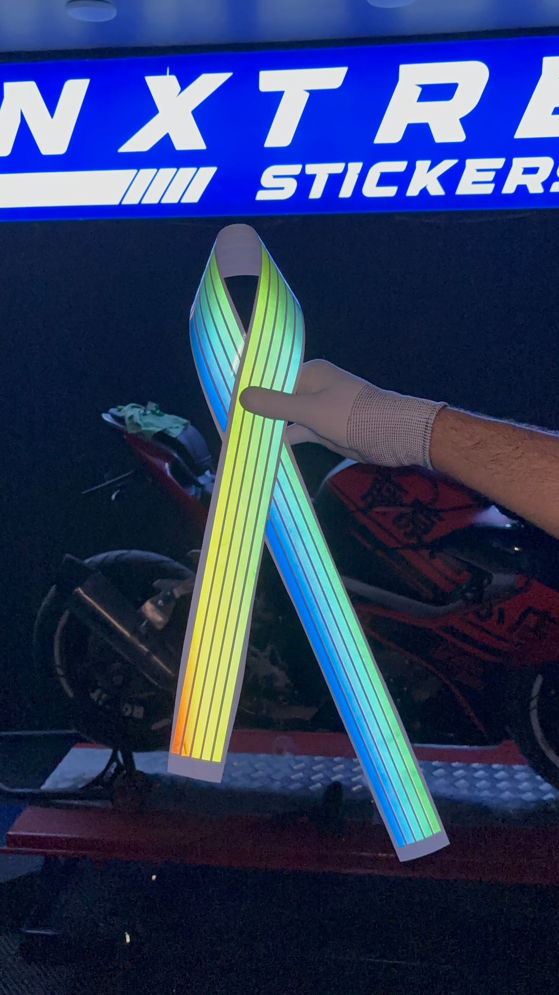 Motosiklet ve Kask için Spektrum Renk Geçişli Reflektör 6 Metre Işıkta Parlayan Şeritler