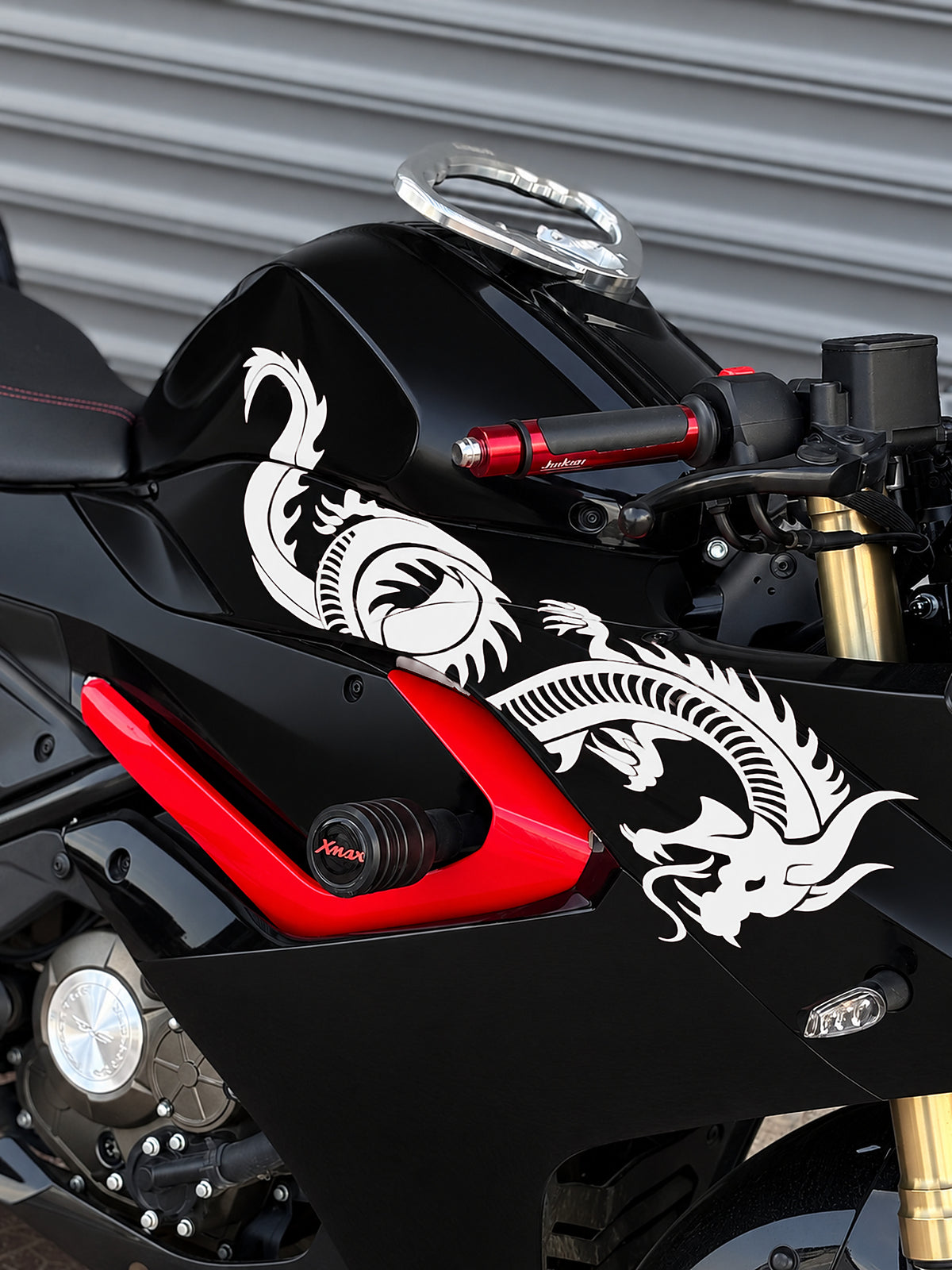RKS SRK 125 için Kırmızı Renk Tam Uyumlu Ejder Sticker (Sağ Taraf)