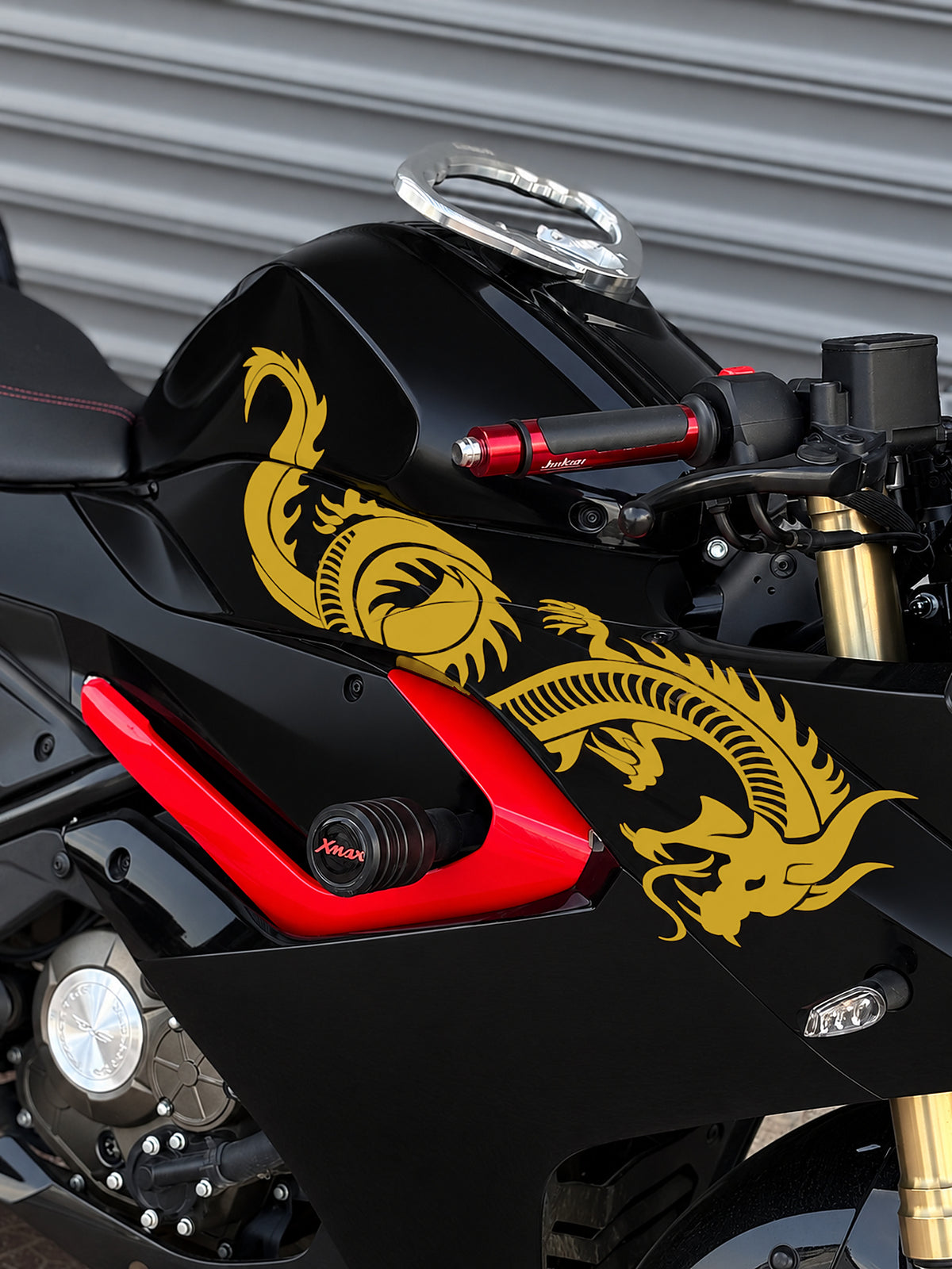 RKS SRK 125 için Kırmızı Renk Tam Uyumlu Ejder Sticker (Sağ Taraf)