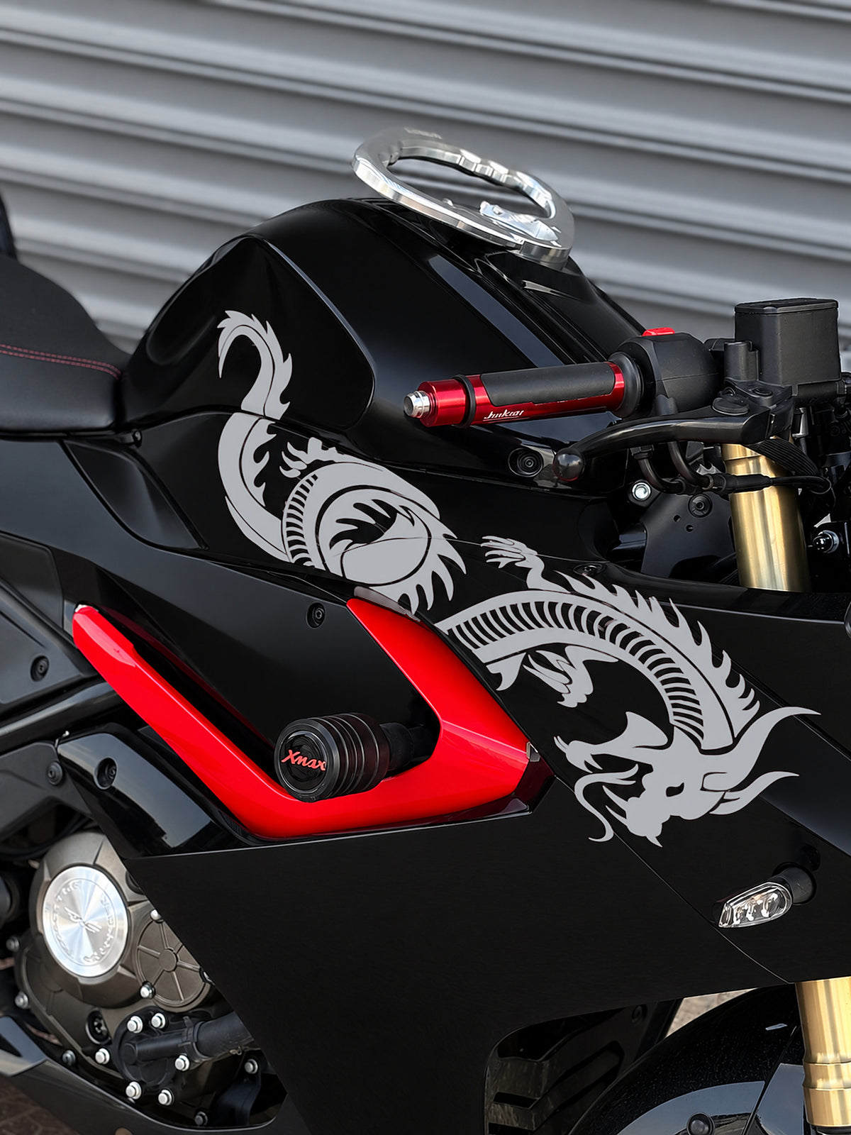 RKS SRK 125 için Kırmızı Renk Tam Uyumlu Ejder Sticker (Sağ Taraf)