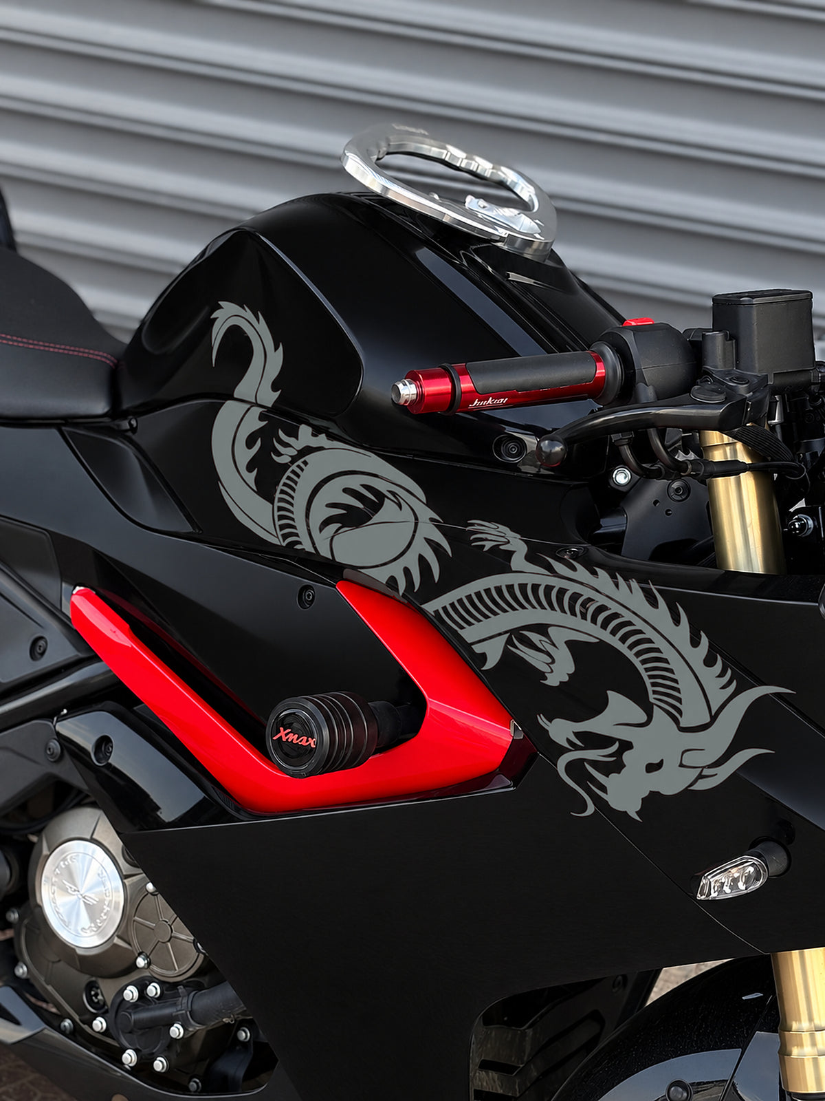 RKS SRK 125 için Kırmızı Renk Tam Uyumlu Ejder Sticker (Sağ Taraf)