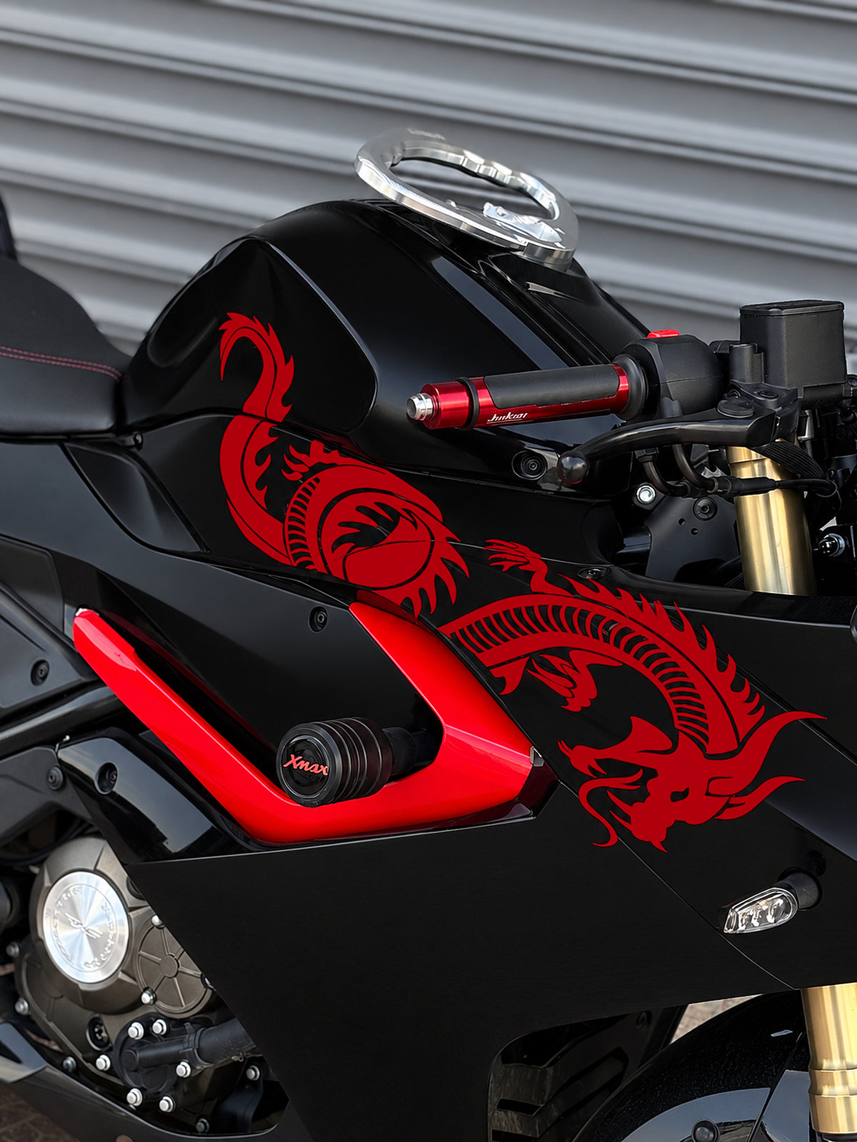 RKS SRK 125 için Kırmızı Renk Tam Uyumlu Ejder Sticker (Sağ Taraf)