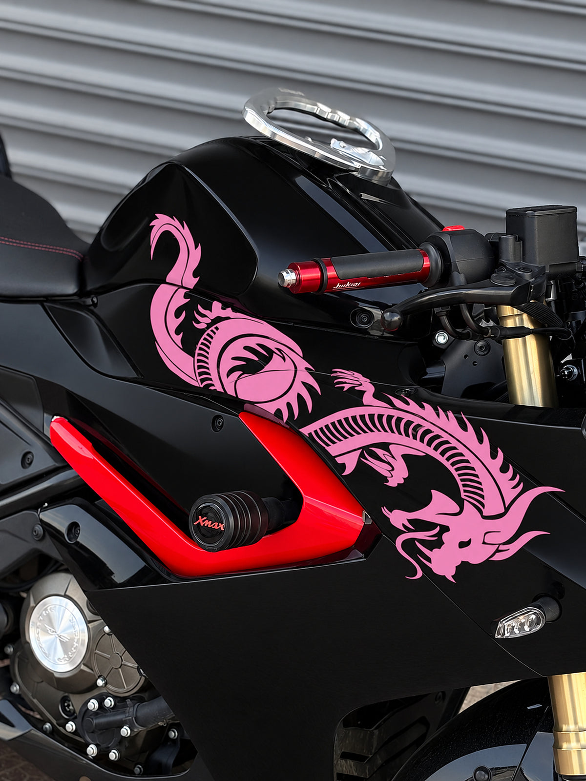 RKS SRK 125 için Kırmızı Renk Tam Uyumlu Ejder Sticker (Sağ Taraf)