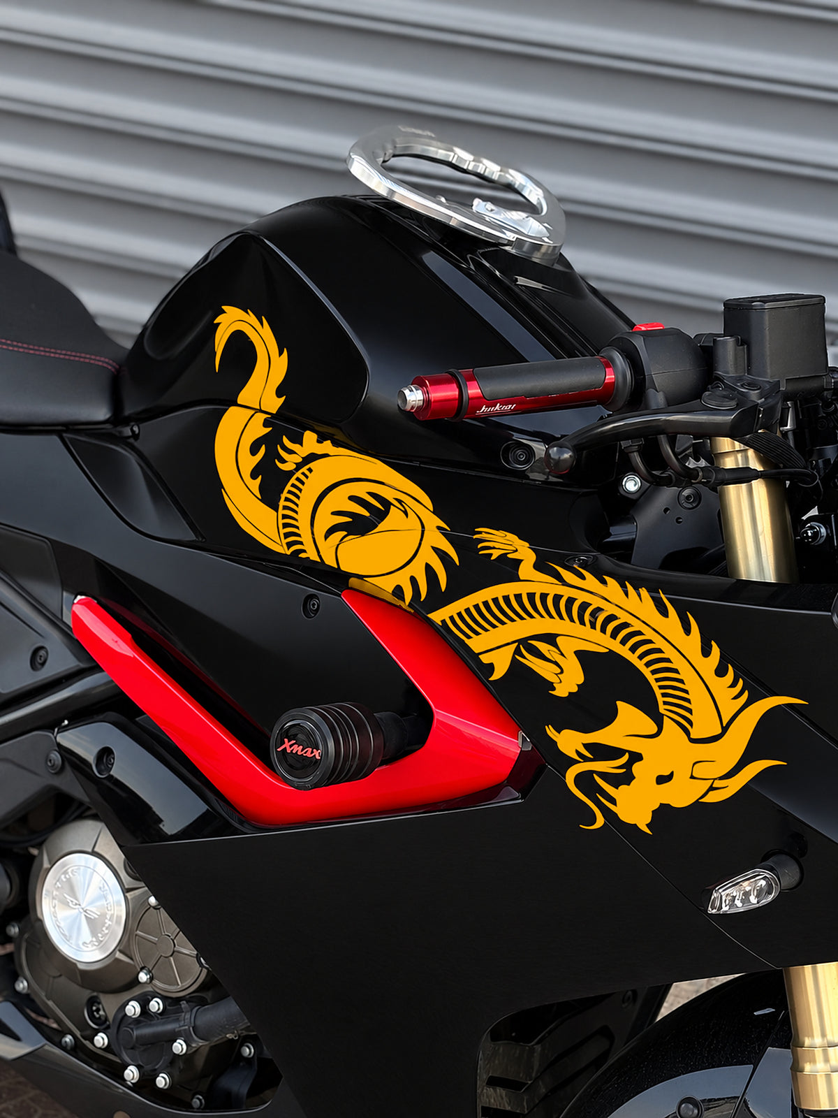 RKS SRK 125 için Kırmızı Renk Tam Uyumlu Ejder Sticker (Sağ Taraf)