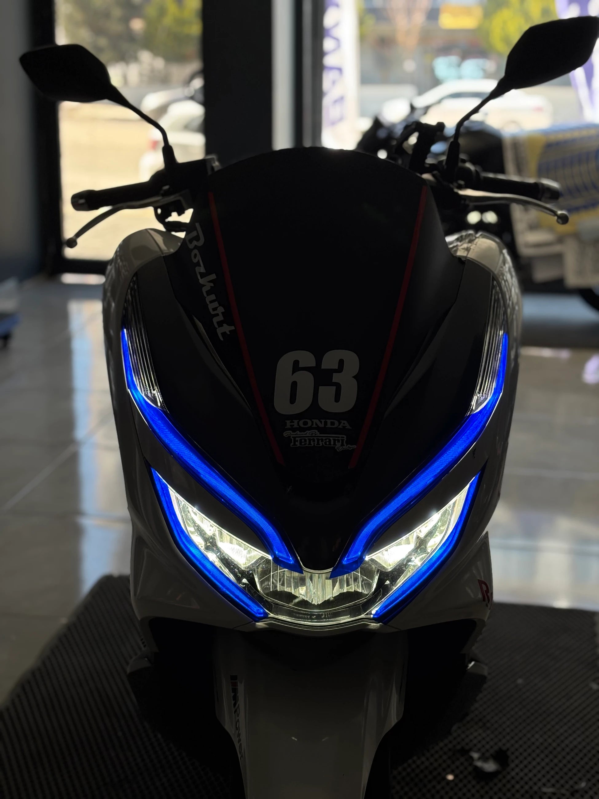 Honda PCX için Koyu Mavi Far Filmi Sticker Seti (2018-2019-2020 Yılları için)