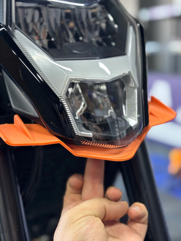 CFMOTO NK250 için Turuncu Winglet Alt Gaga