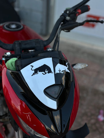 Mondial Drift-L için Beyaz Renk Redbull Desen Kafa Sticker Etiket