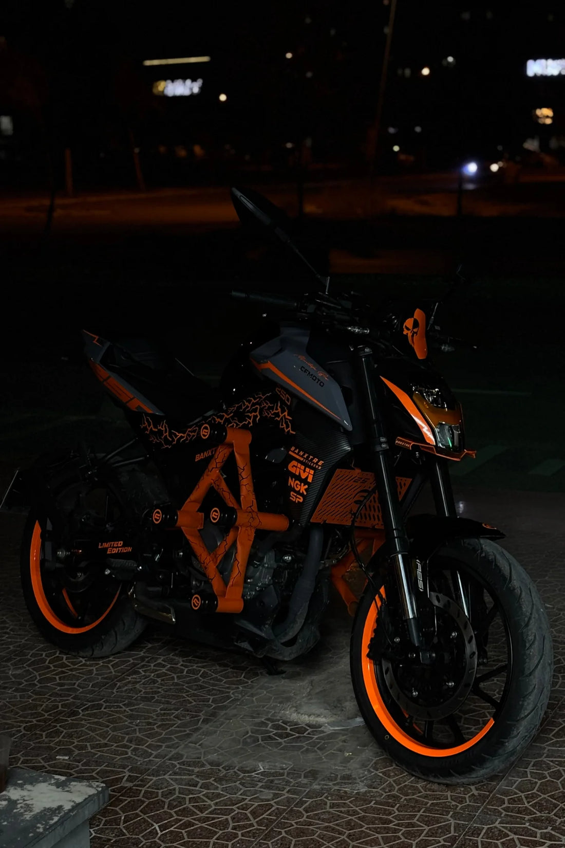 CFMOTO NK250 için Komple Reflektörlü Turuncu Sticker Seti (26 Parça)