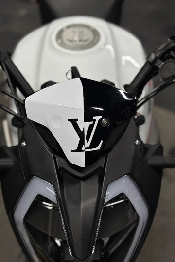 Benelli125s ve RKS RK125 için Beyaz Renk LV Desenli Kafa Sticker Etiket