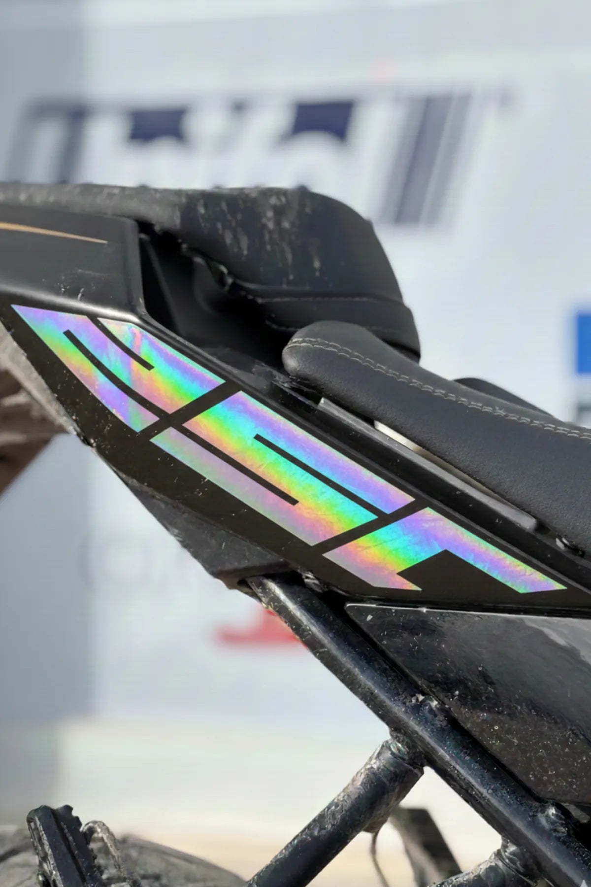 CFMOTO NK250 için Arka Kuyruk Uyumlu 250 Yazıları Sticker Seti