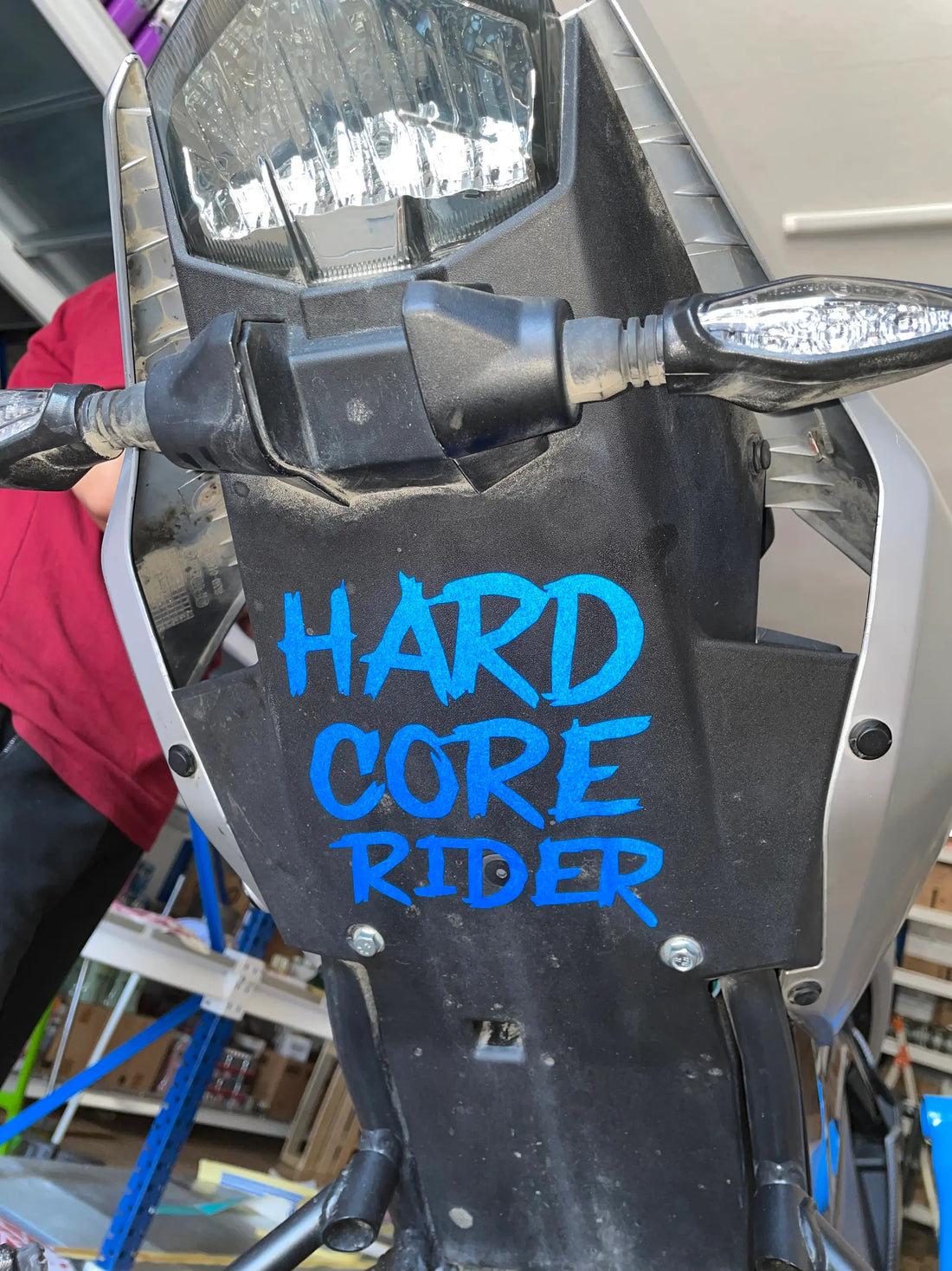 Motosiklet Depo ve Selealtı için Mavi Renk Reflektörlü Hardcore Sticker (12CMX15CM)