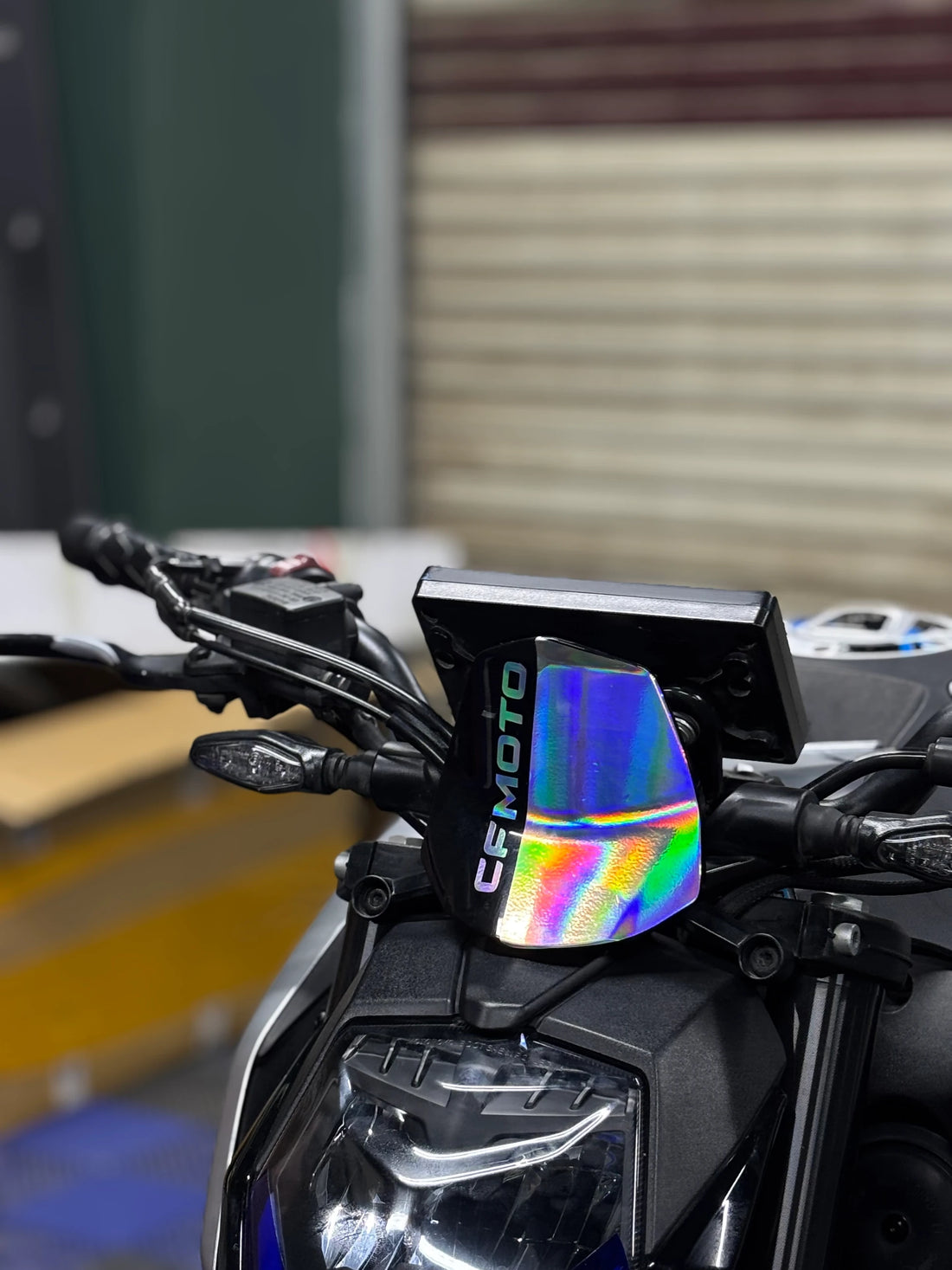 CFMOTO NK250 için Hologramlı CFMOTO Yazılı Kafa Sticker Seti