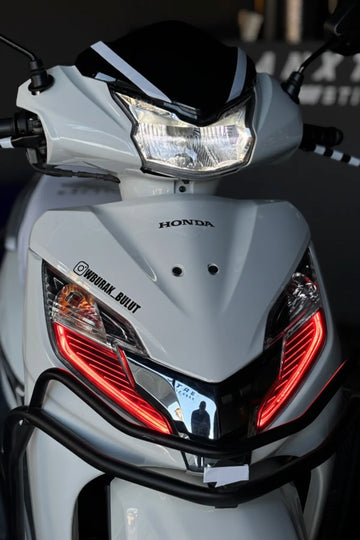 Honda Activa için Kırmızı Renk Far Filmi Sticker (2023-2024-2025)