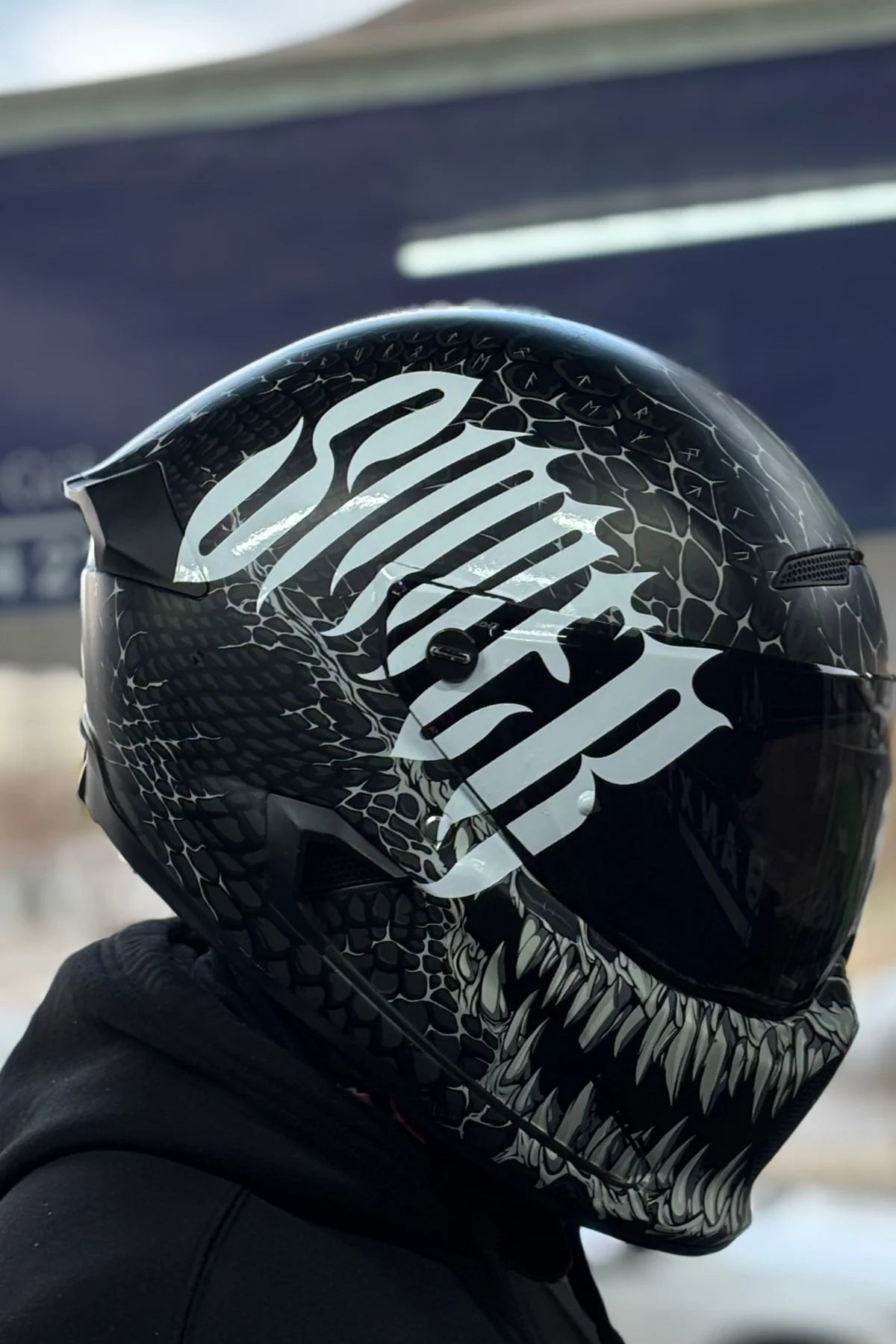 Kask için Gotic Yazı Tipiyle Sinner Yazı Sticker Etiket (22CMx17CM)