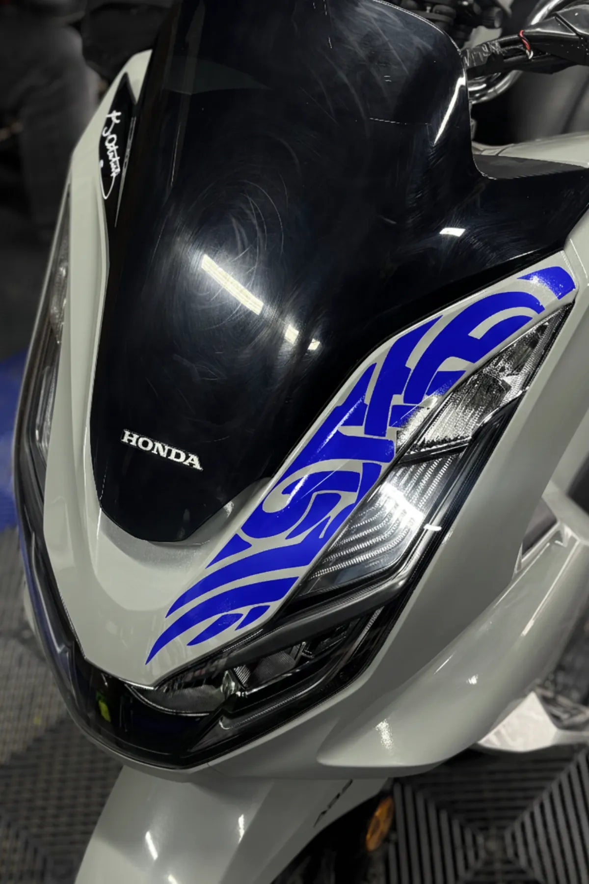 Honda Pcx için Mavi Renk Tribal Dövme Far Üstü Sticker