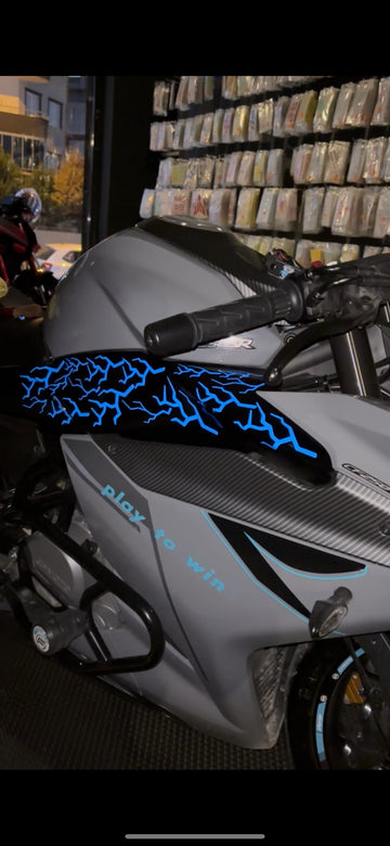 Motor ve Kask için Reflektörlü Mavi Şimşek Sticker Seti (16 Adet Yıldırım)