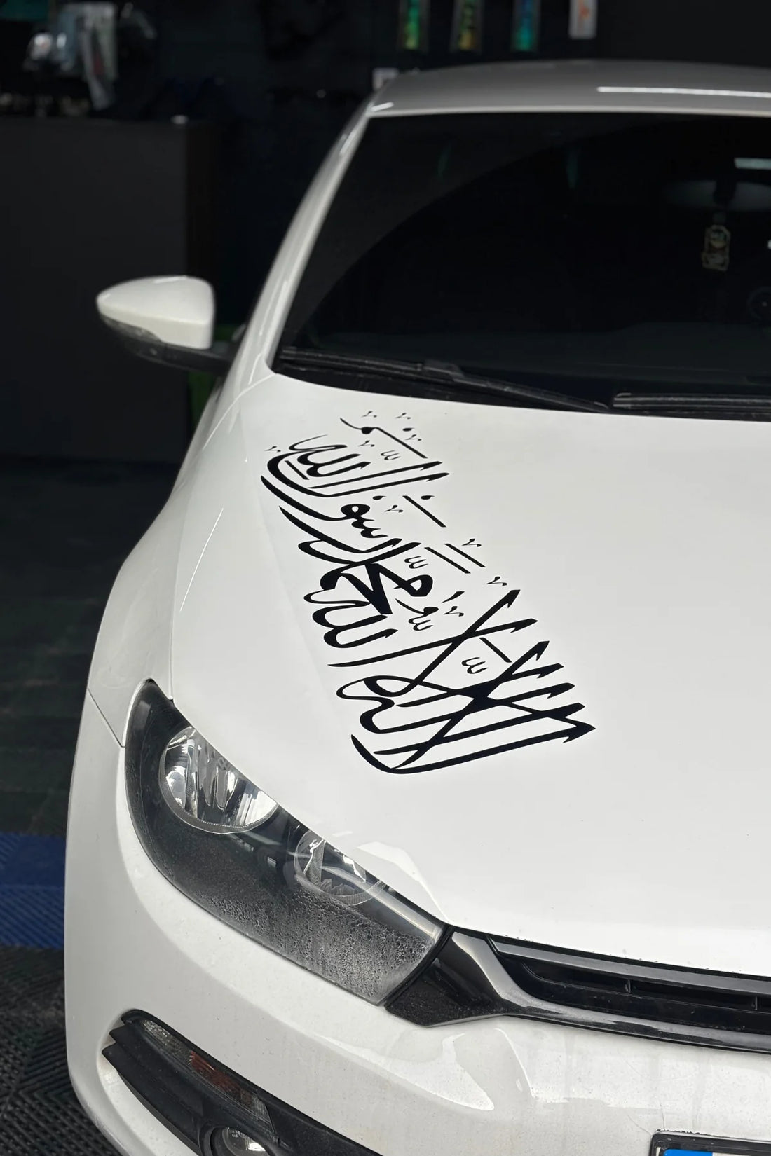 Araba Kaputu için Siyah Renk Kelime-i Tevhid Sticker Etiket (70CMx24CM)