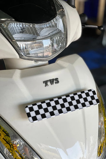 TVS Jupiter 125 Ön Plaka için İlüzyonlu Plakalık Kaplama Sticker