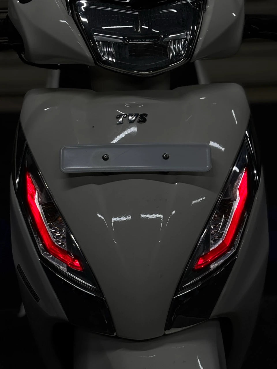 TVS Jupiter 125 için Renkli Far Filmi Far Tasarım Sticker Etiket