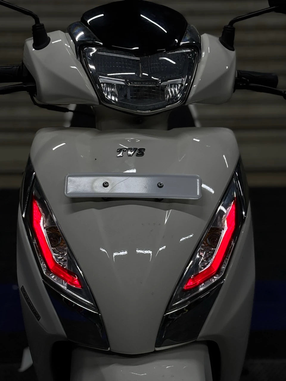 TVS Jupiter 125 için Renkli Far Filmi Far Tasarım Sticker Etiket