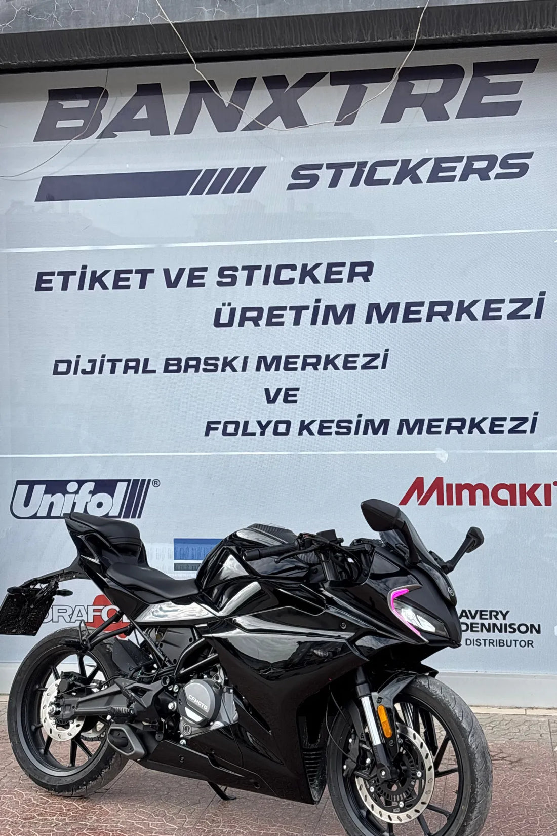 CFMOTO 250SR için Komple Parlak Siyah Piano Black Motosiklet Kaplama Seti