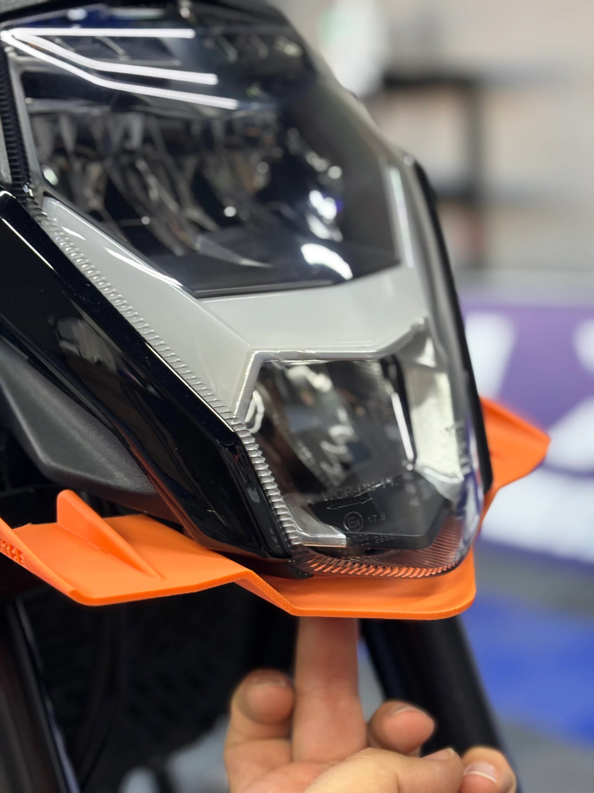 CFMOTO NK250 için Turuncu Winglet Alt Gaga