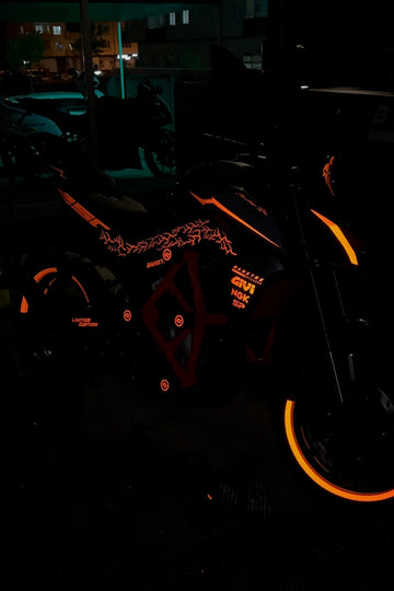 CFMOTO NK250 için Komple Reflektörlü Turuncu Sticker Seti (26 Parça)