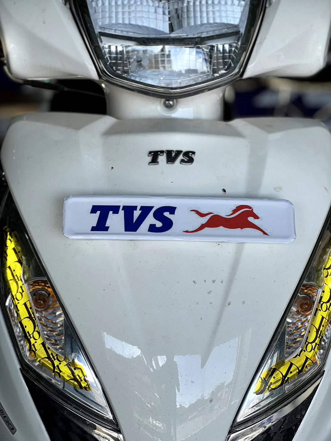 TVS Jupiter Ön Plakalık için TVS AT Temalı Plakalık Sticker Seti