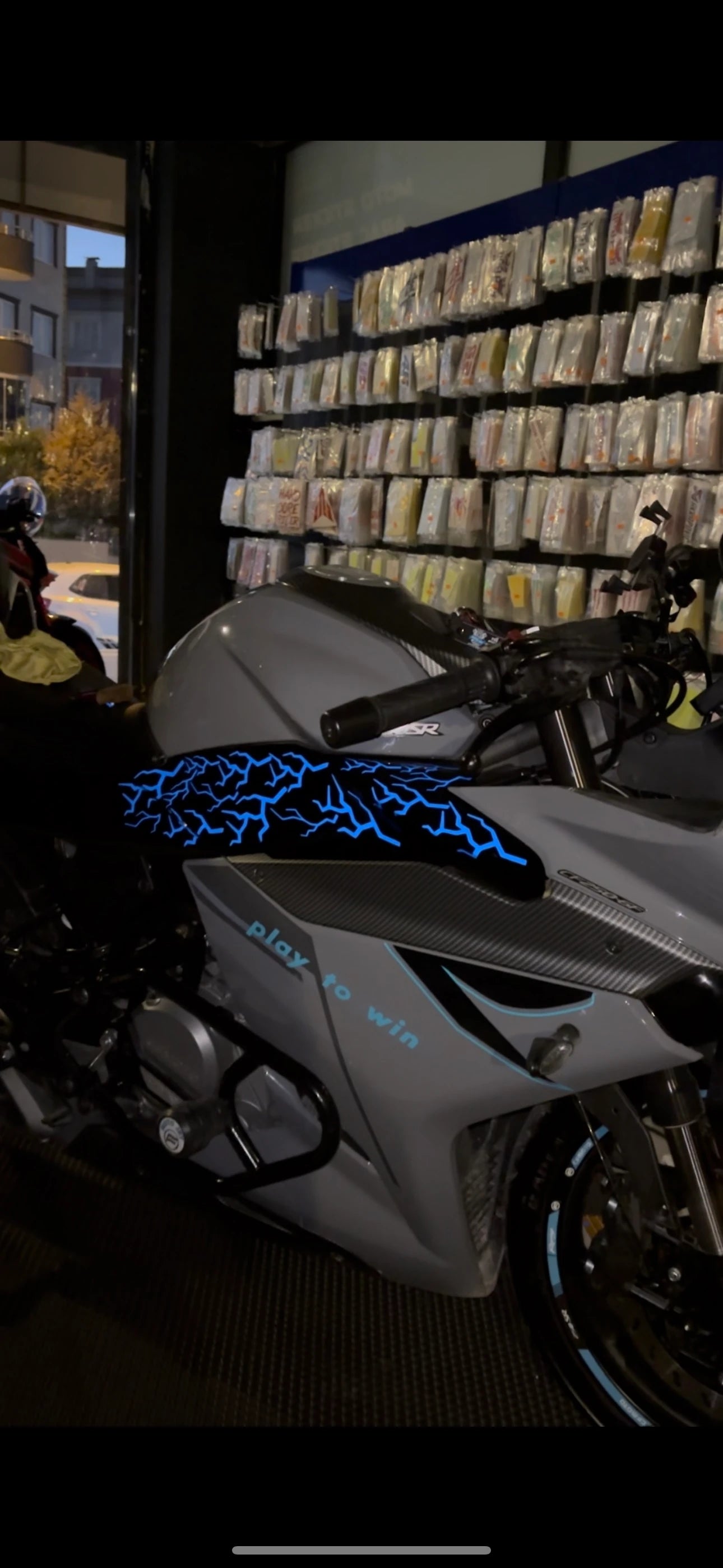 Motor ve Kask için Reflektörlü Mavi Şimşek Sticker Seti (16 Adet Yıldırım)