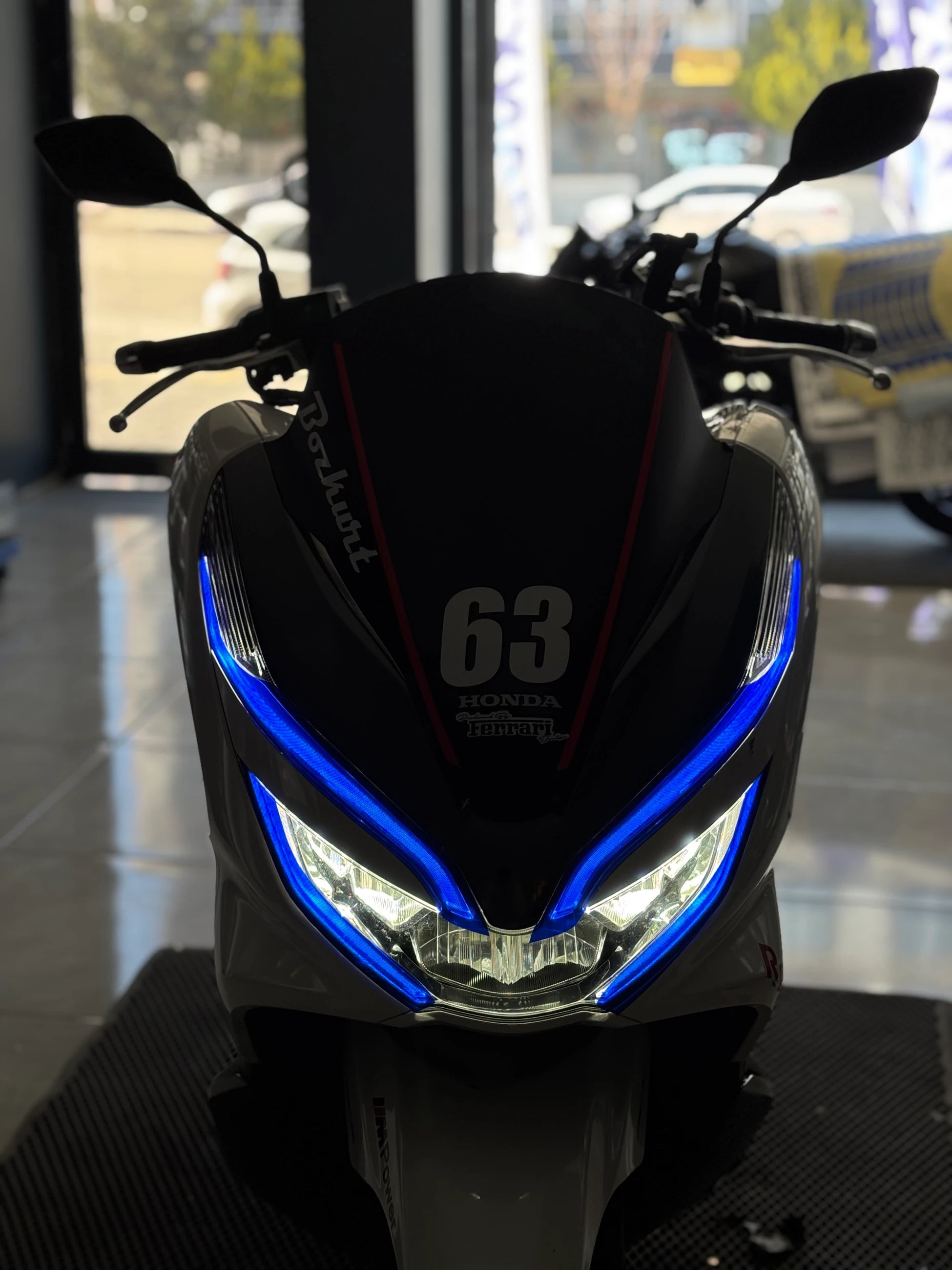 Honda PCX için Koyu Mavi Far Filmi Sticker Seti (2018-2019-2020 Yılları için)