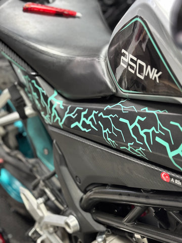 Motosiklet ve Kask için Nane Yeşili Yıldırım Sticker Etiket (16 Parça )