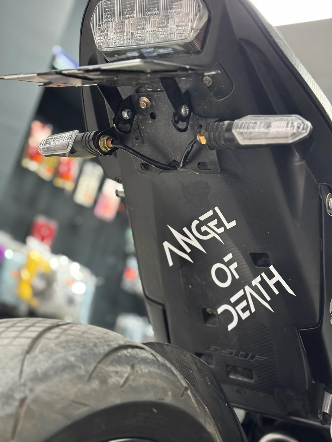 Motosiklet Selealtı ve Depo için The Death Angel Sticker Etiket Beyaz Renk (15X18CM)